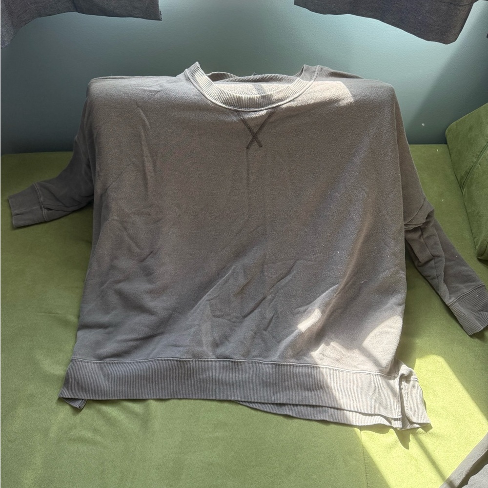 Aerie Gray Crewneck Sweatshirt